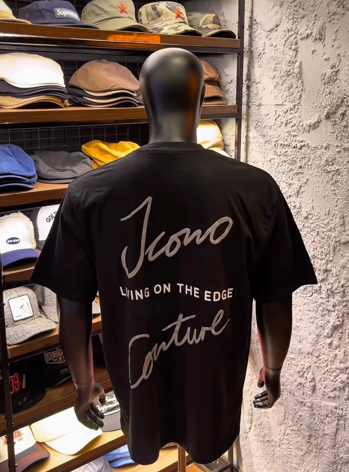 Living tee