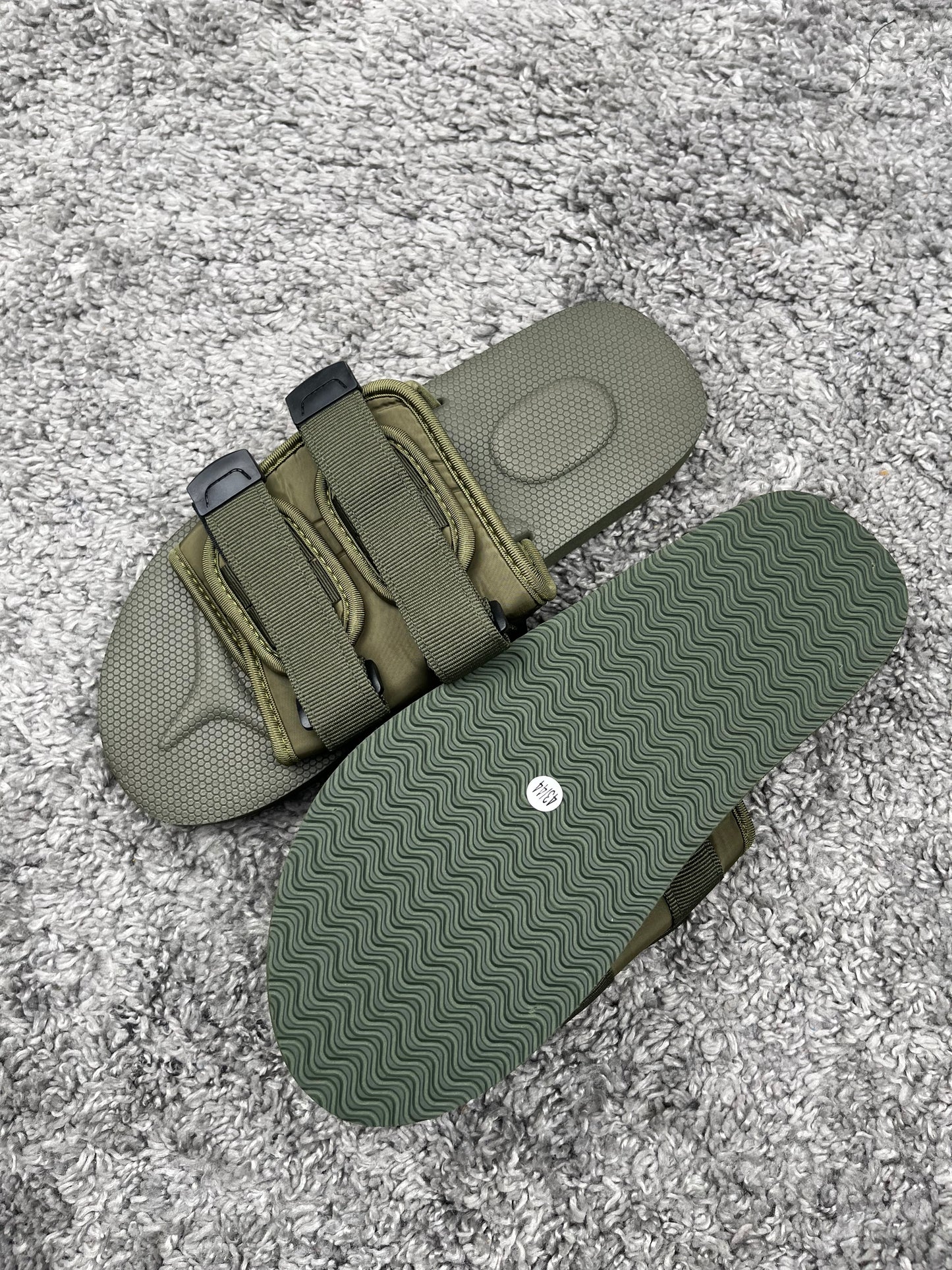 Premium tech slider