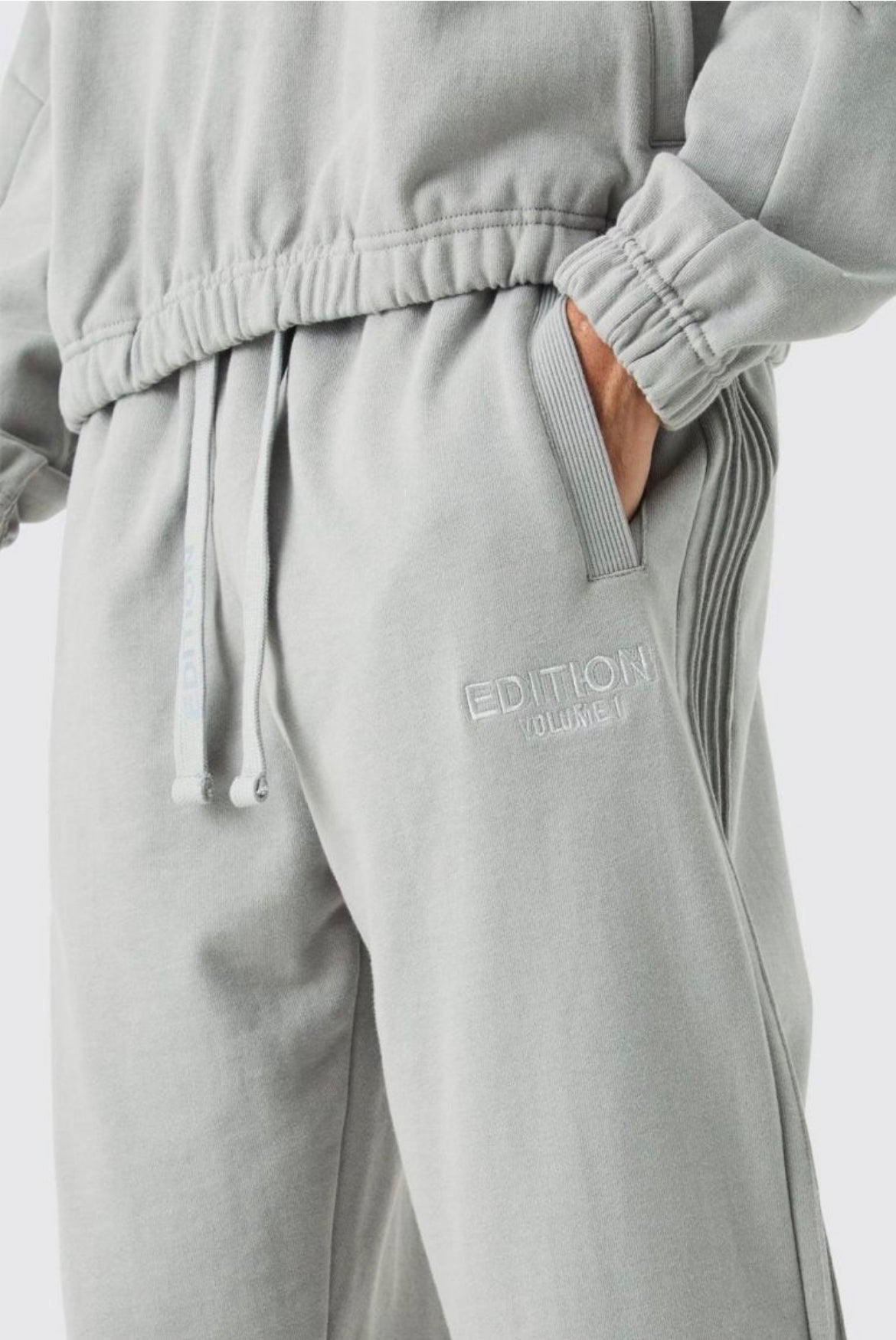 Boohoo oversized pintuck detail heavyweight jogger grey