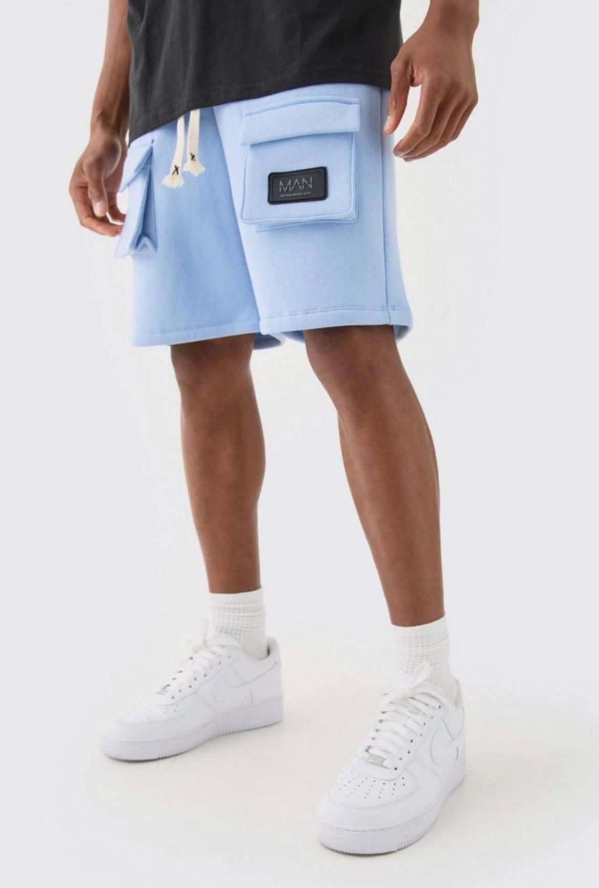 Boohoo relaxed cargo tab short baby blue