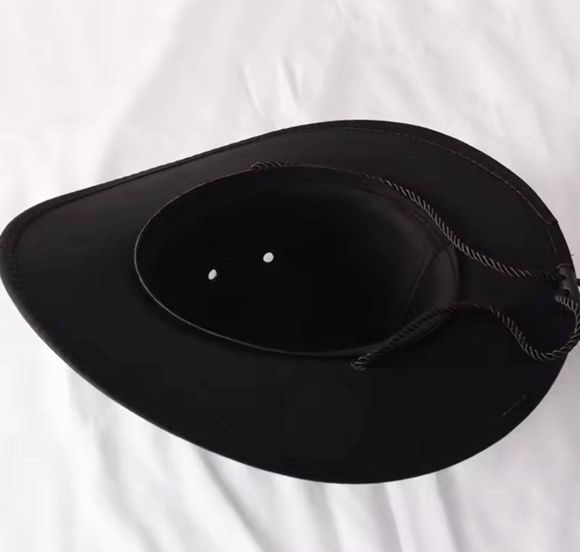 Ranch cowboys hat with ornament
