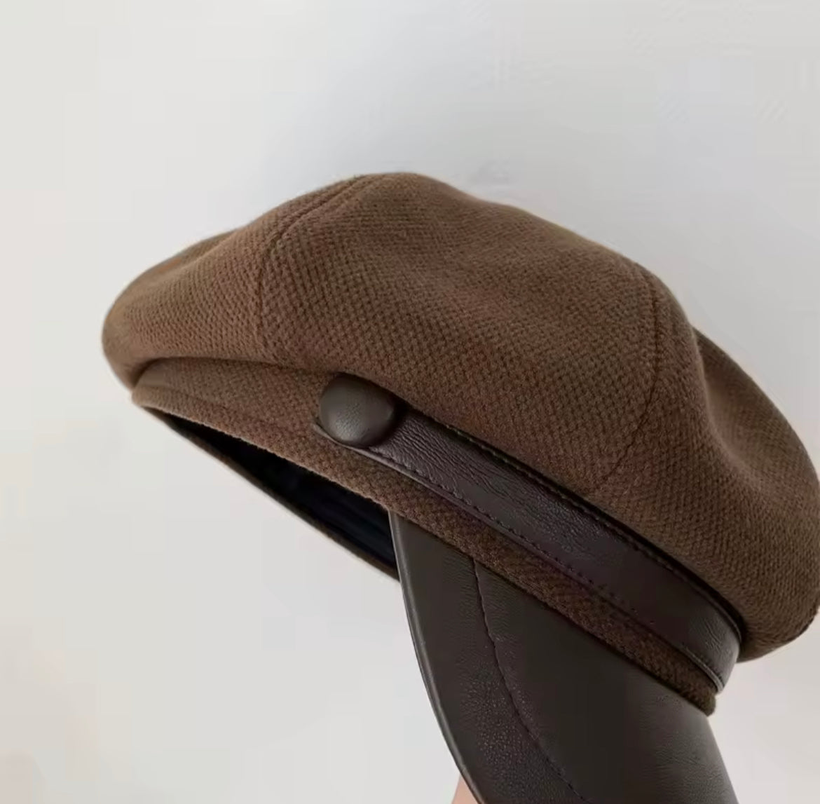 Adair newsboy hat in brown