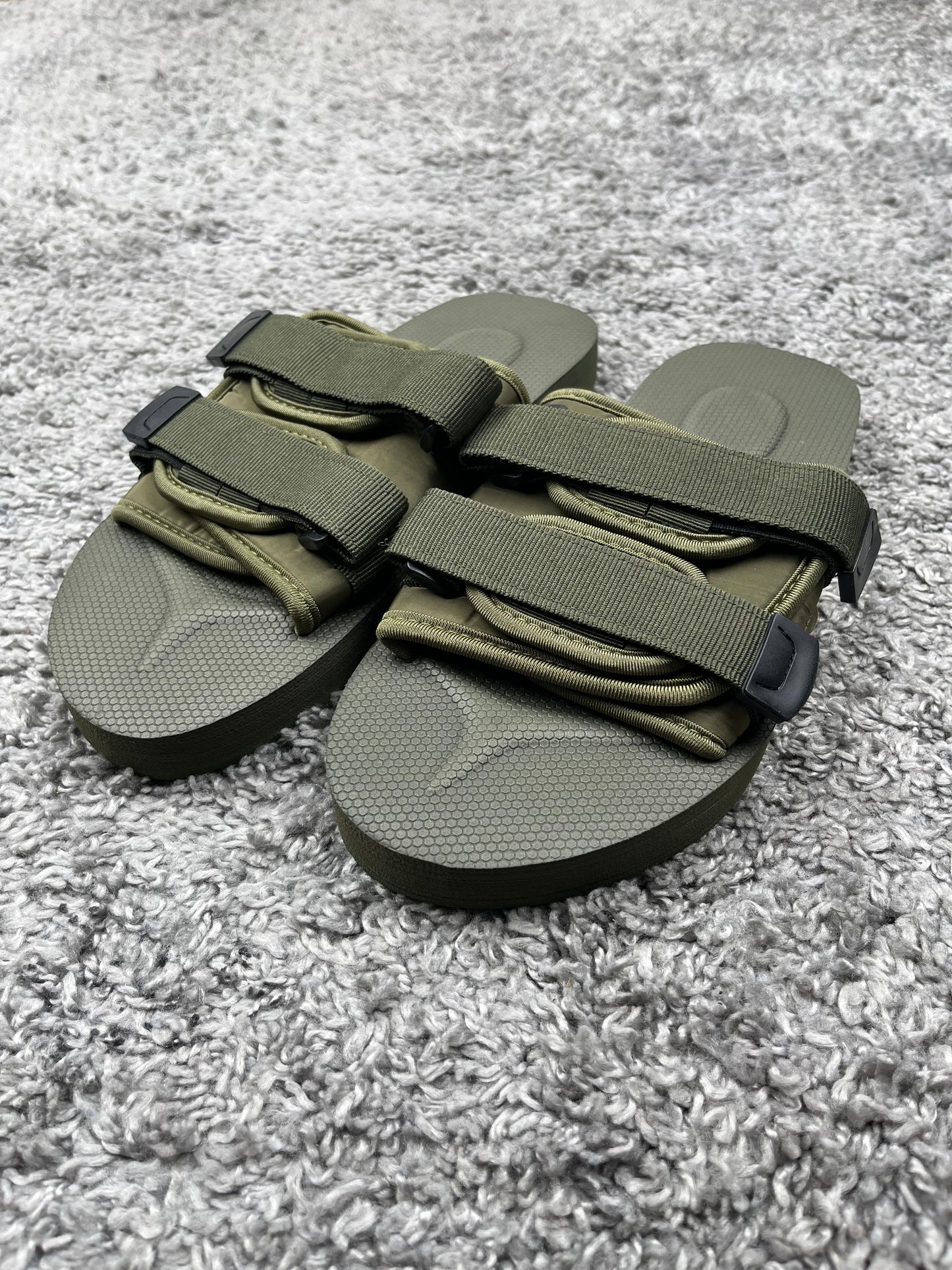 Premium tech slider