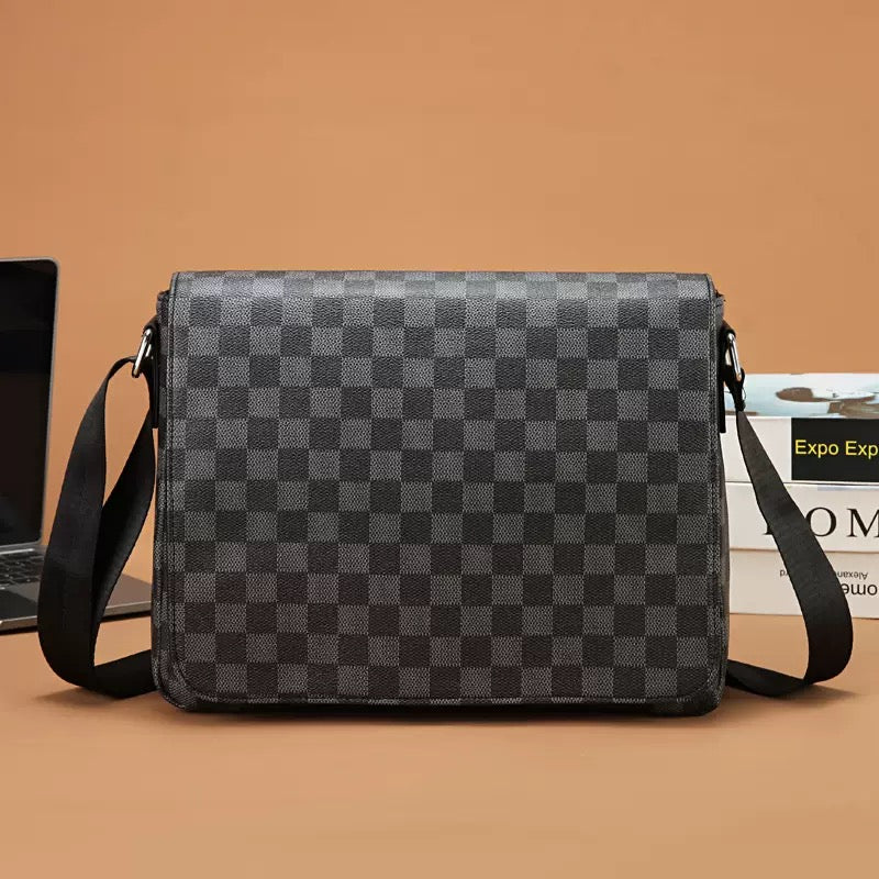 Sling patterned side bag