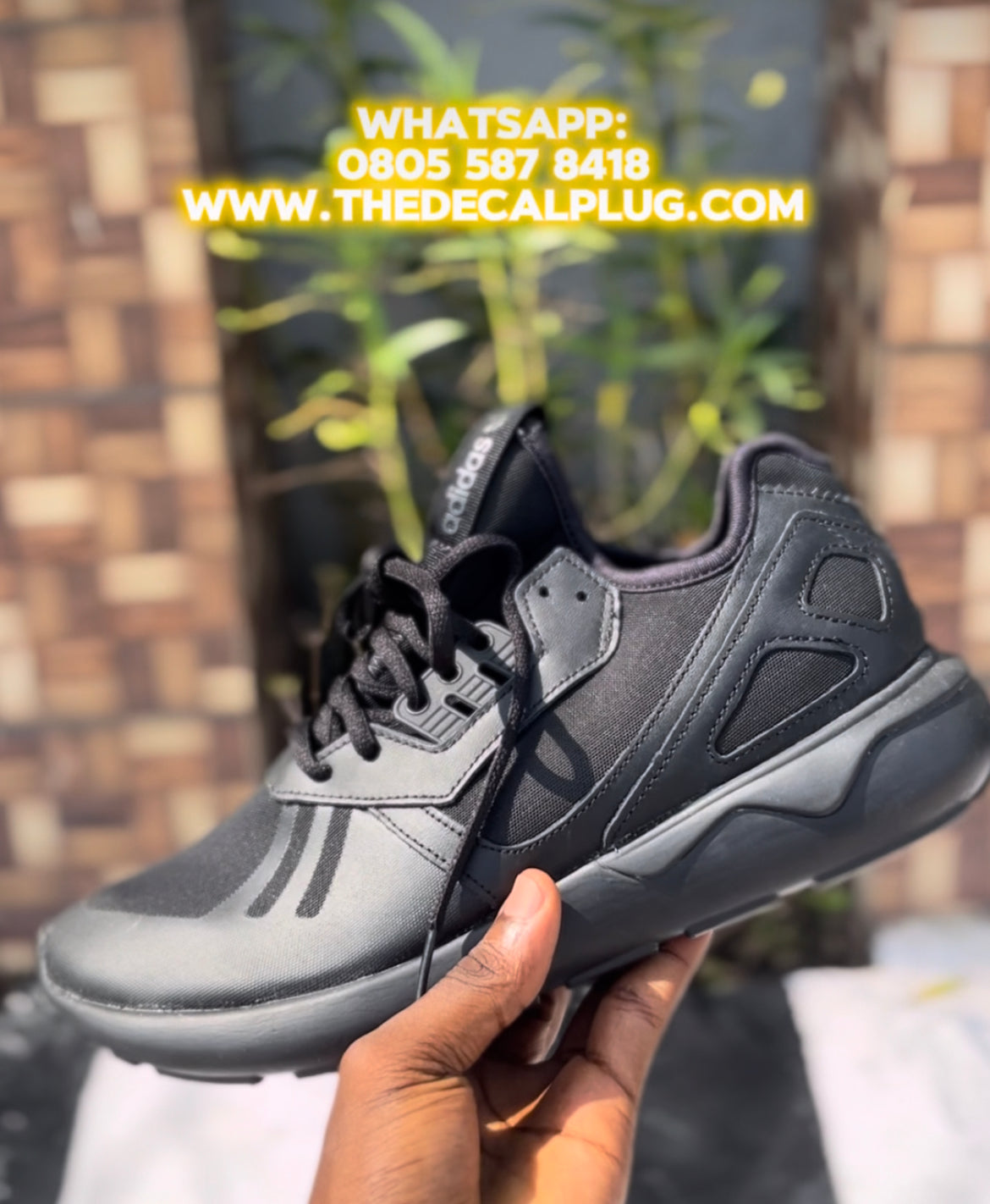 Adidas tubular sneaker