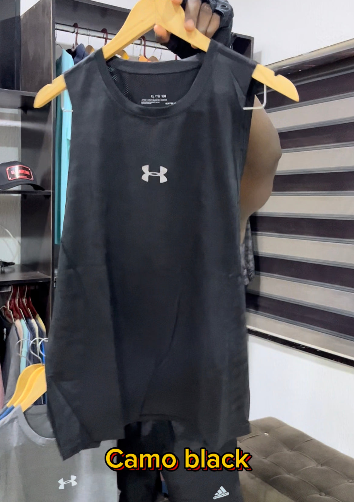 UA sleeveless fitness top