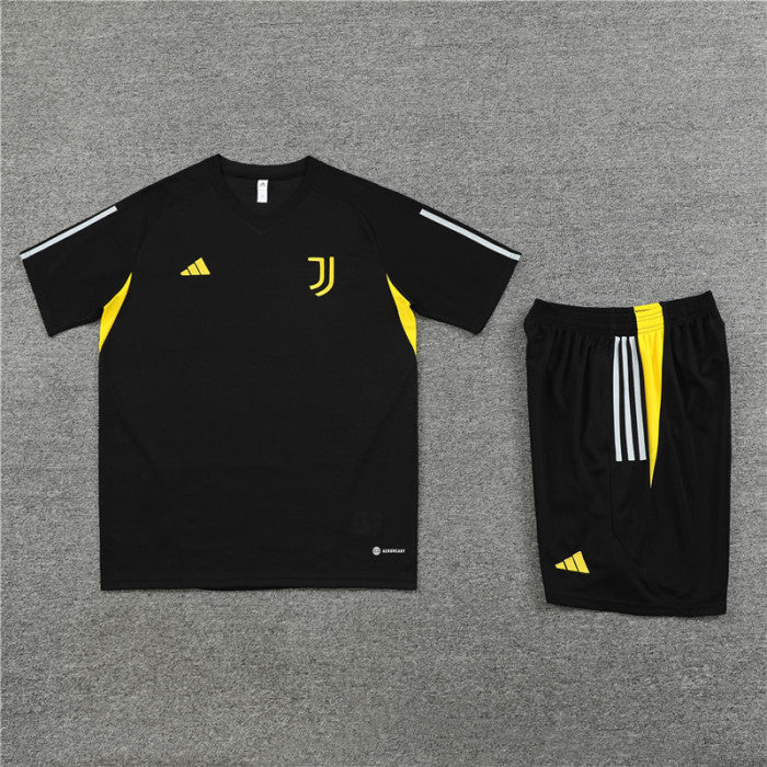Juventus Training kit 23/24