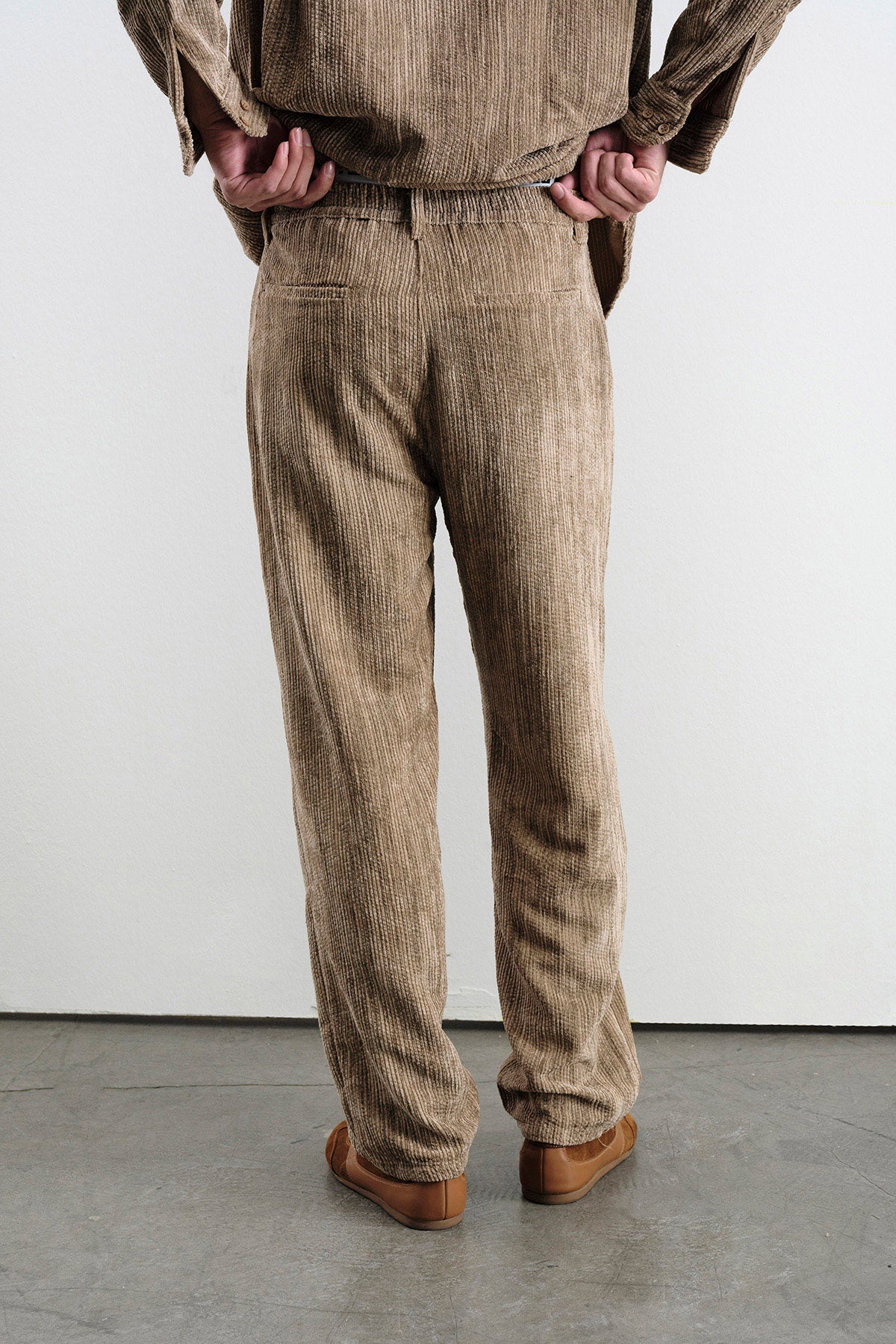 Giesto corduroy pants in brown