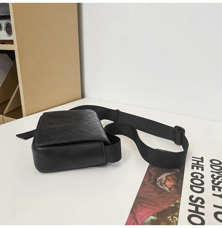Embossed pattern side bag