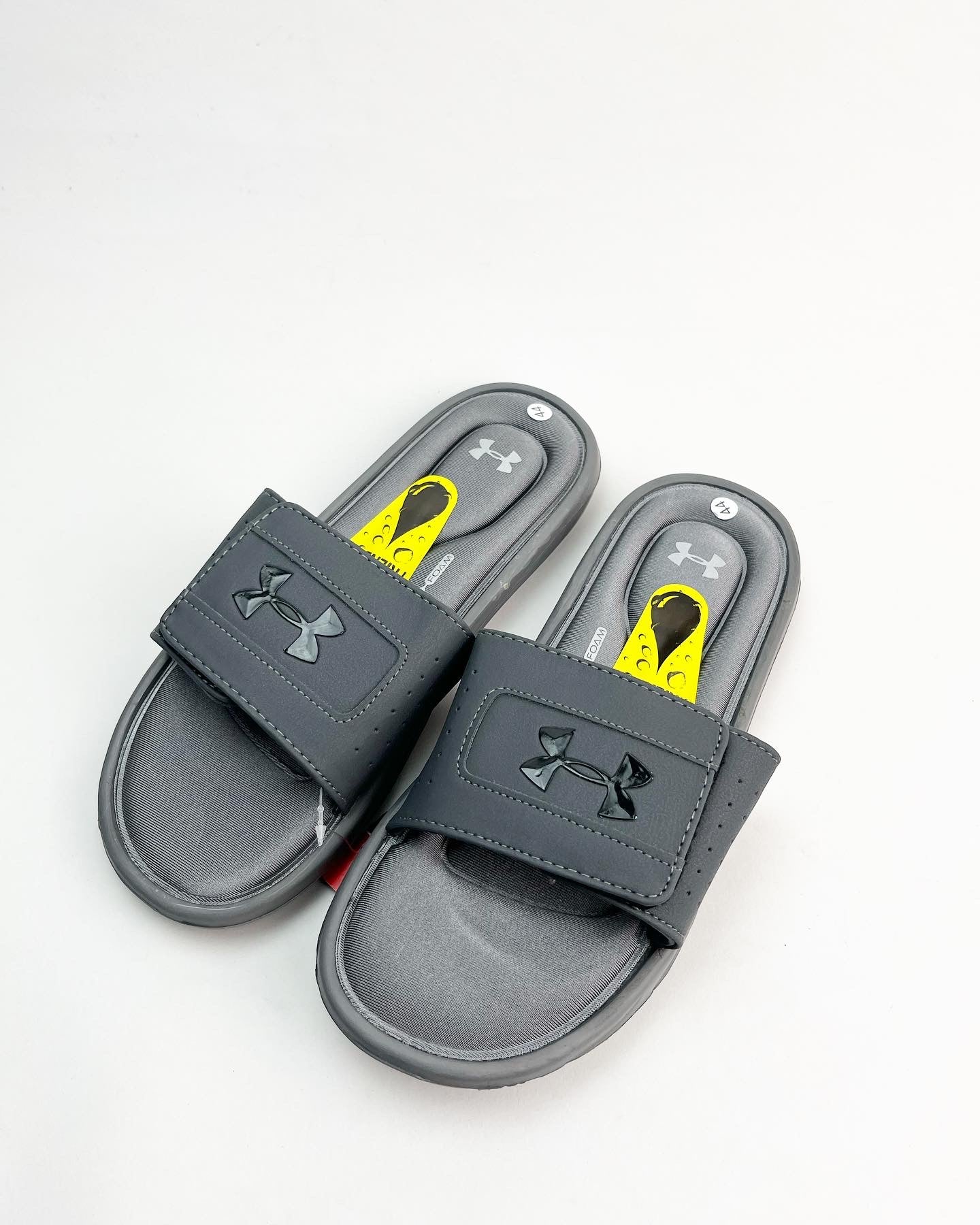 Underarmour ignite slider