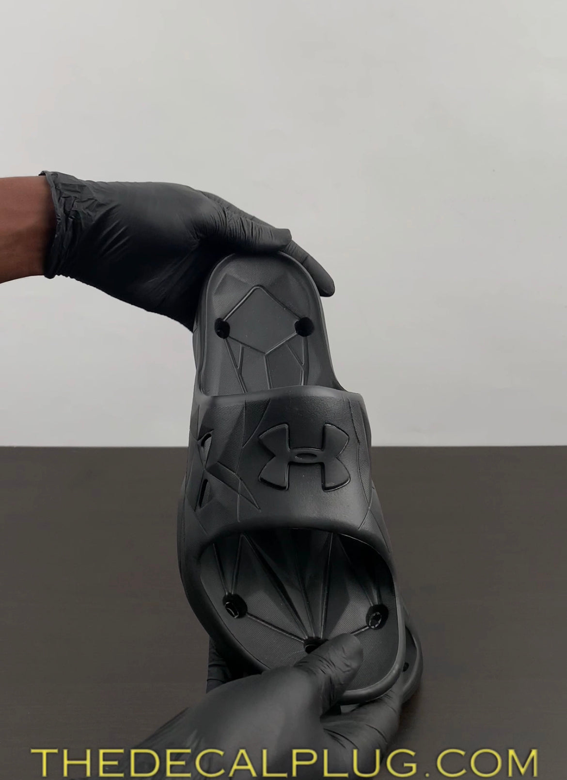 Underarmour pool slider