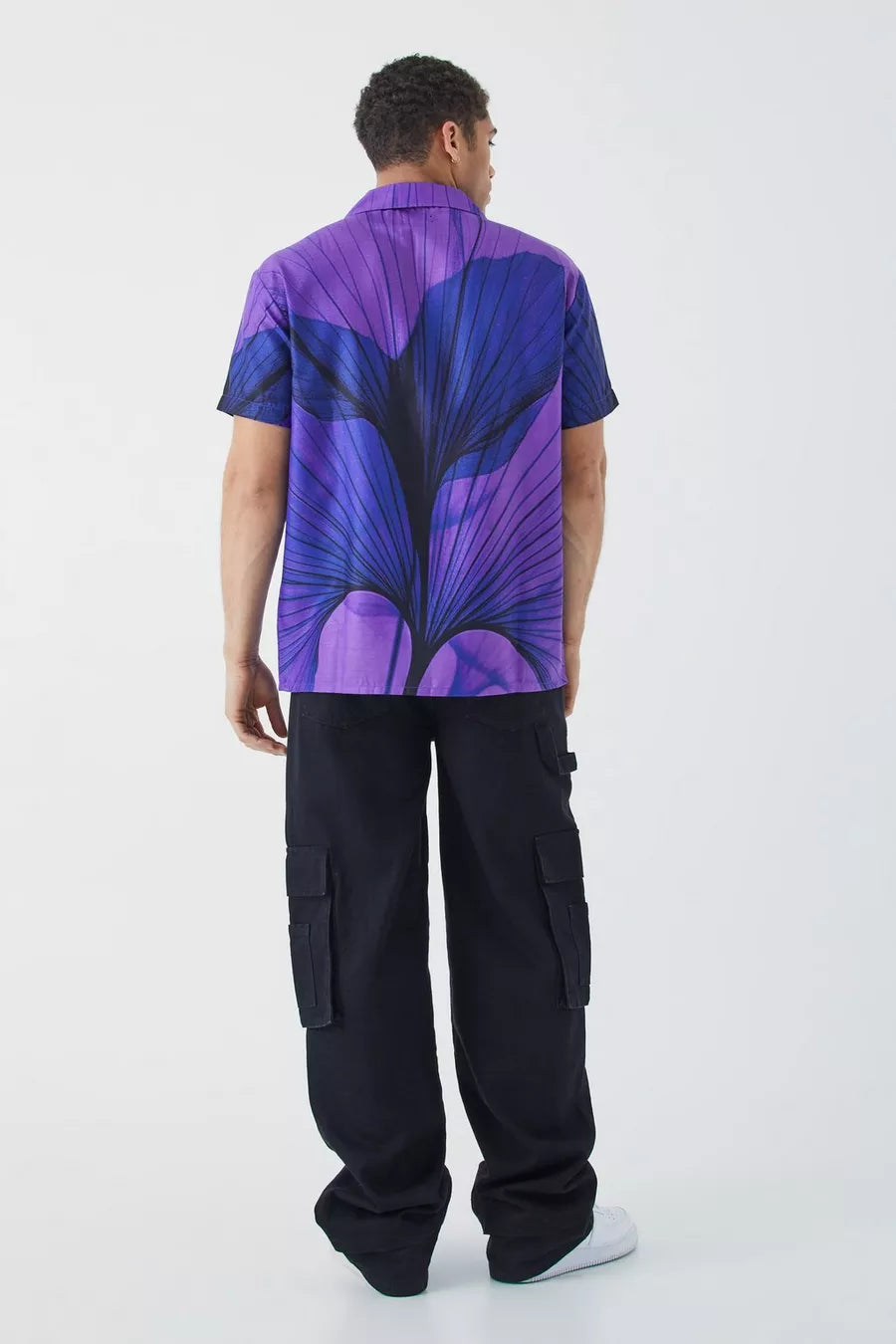 Boohoo short sleeve revere oversized graphic shirt