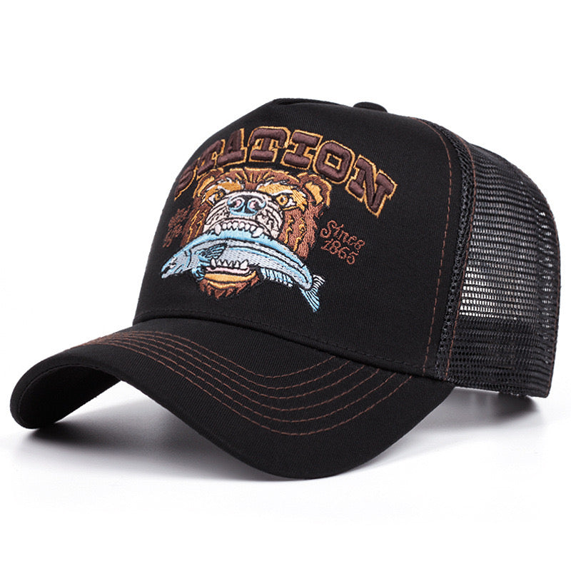 Station bear contrast stitch trucker