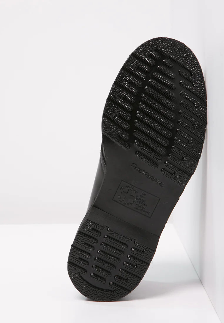 Dr. Martens mono smooth leather shoe all black