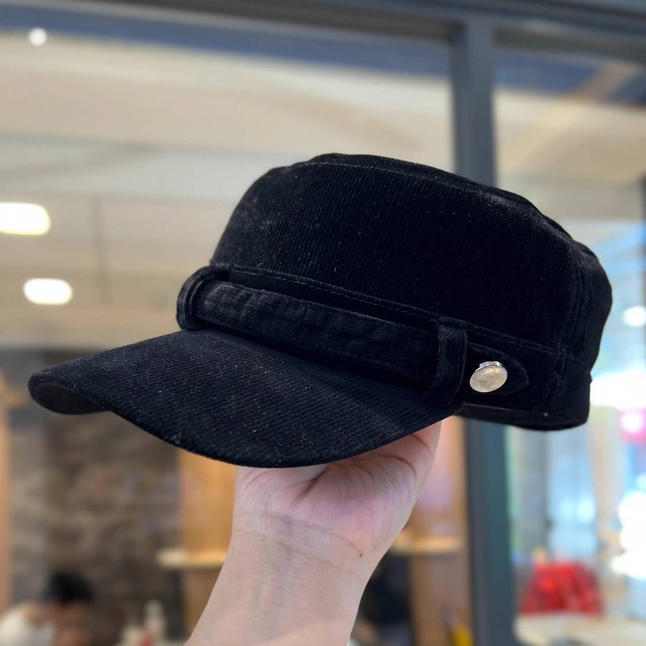 Retro newsboy corduroy hat