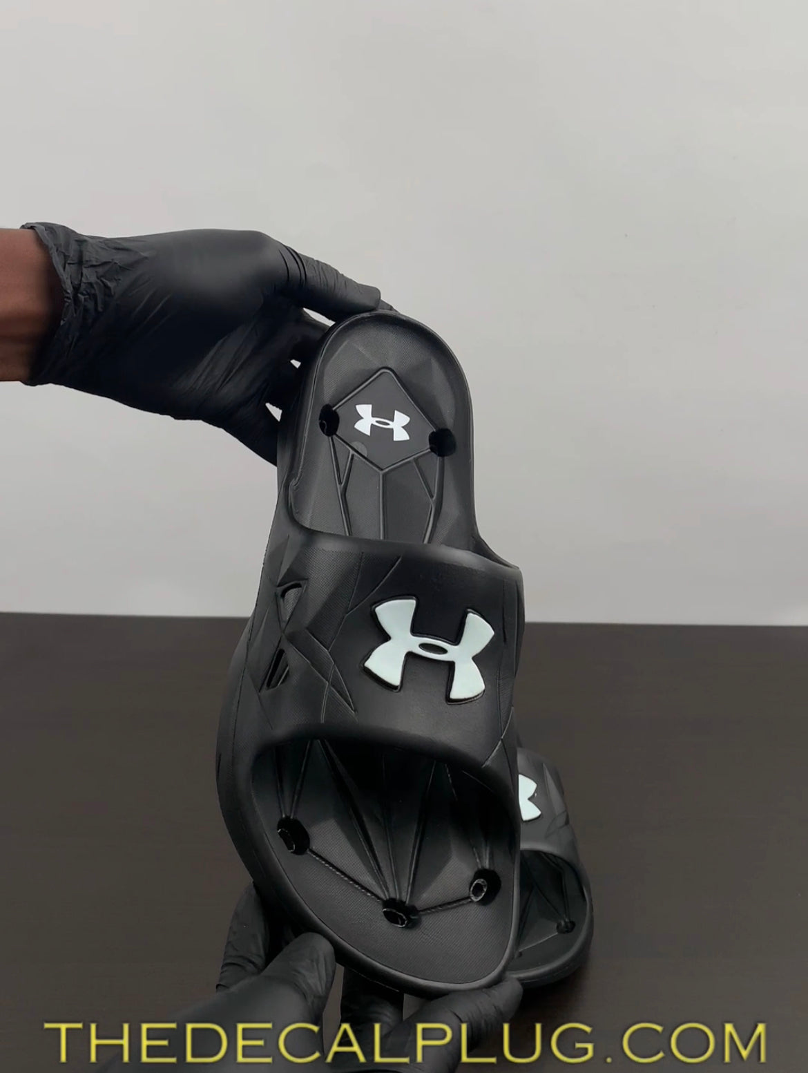 Underarmour pool slider