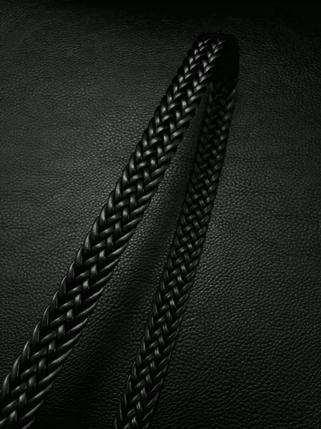 Woven slim belt