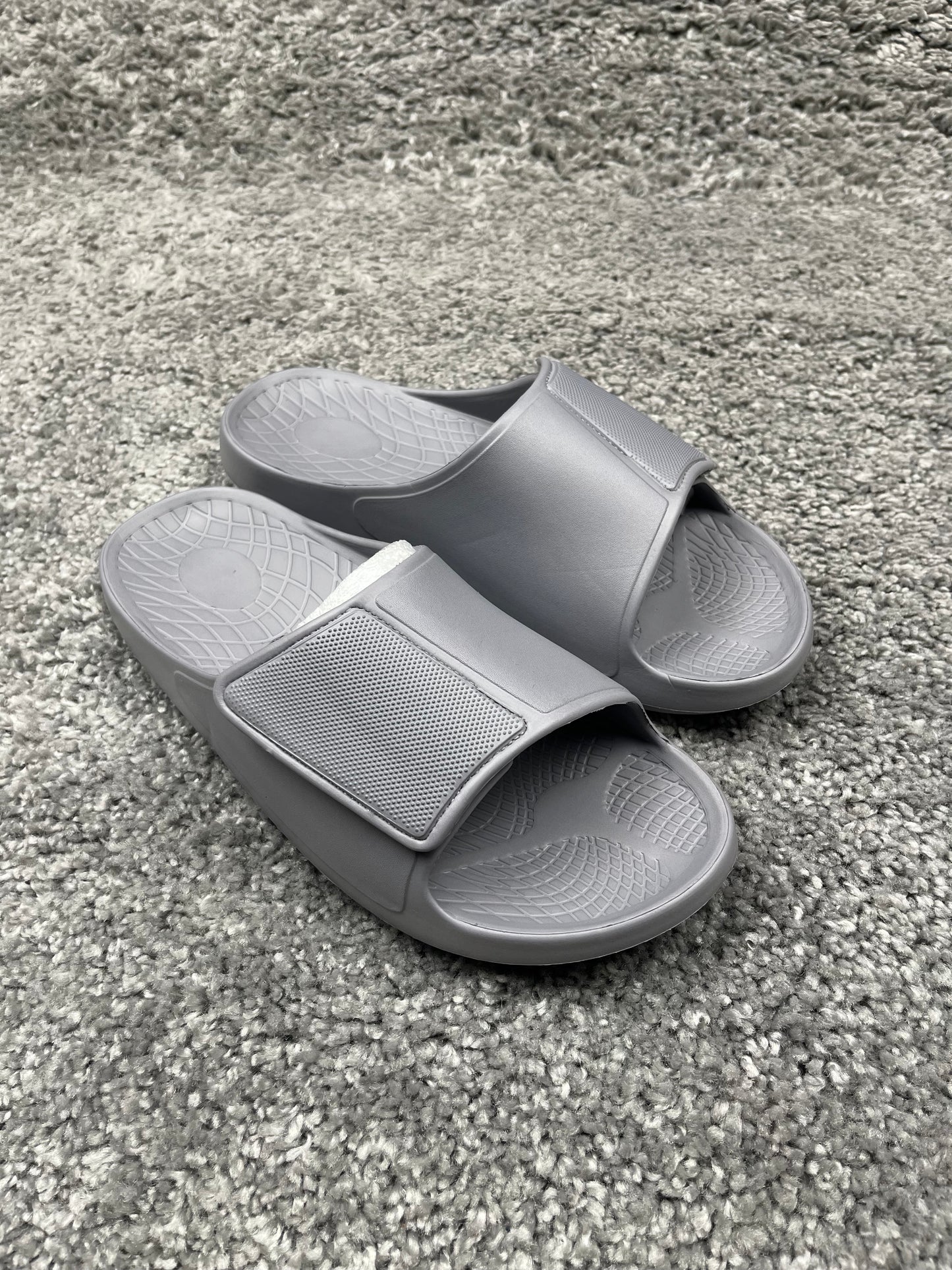 Orthopedic minimalist slider