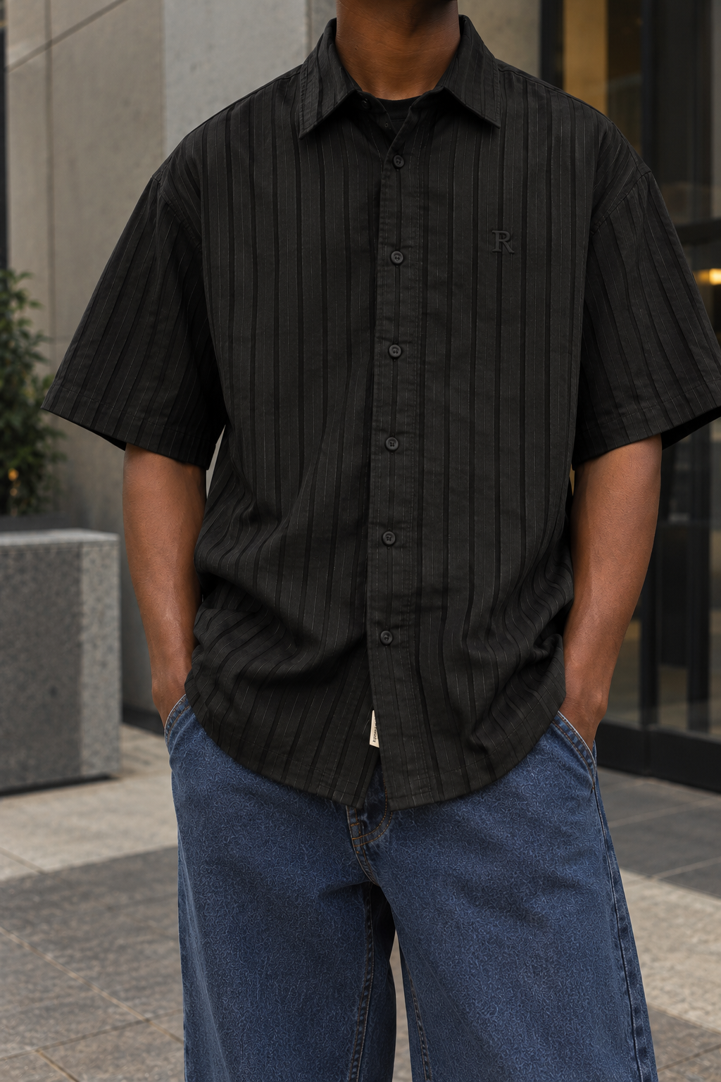 Retro club boxy embroidered logo shirt