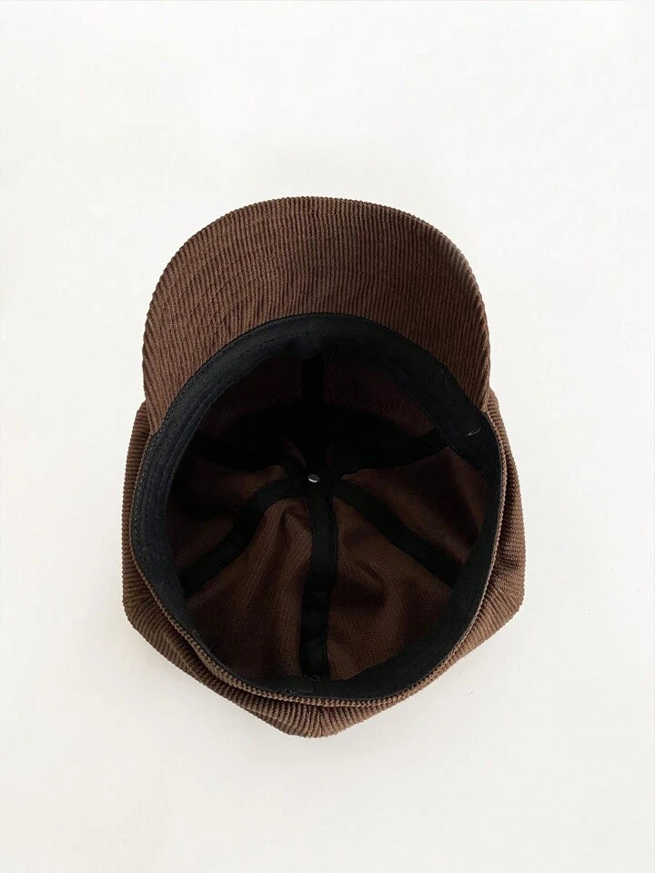 Corduroy newsboy hat in brown
Size: Large