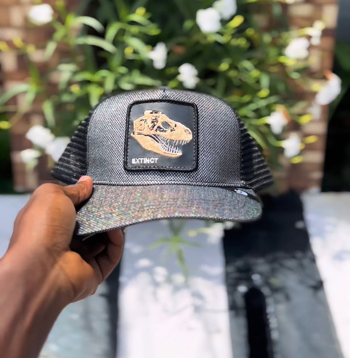 Goorin bros GB extinct glitter trucker