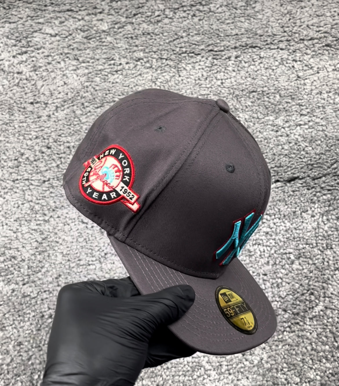 NY multipatch fitted hat