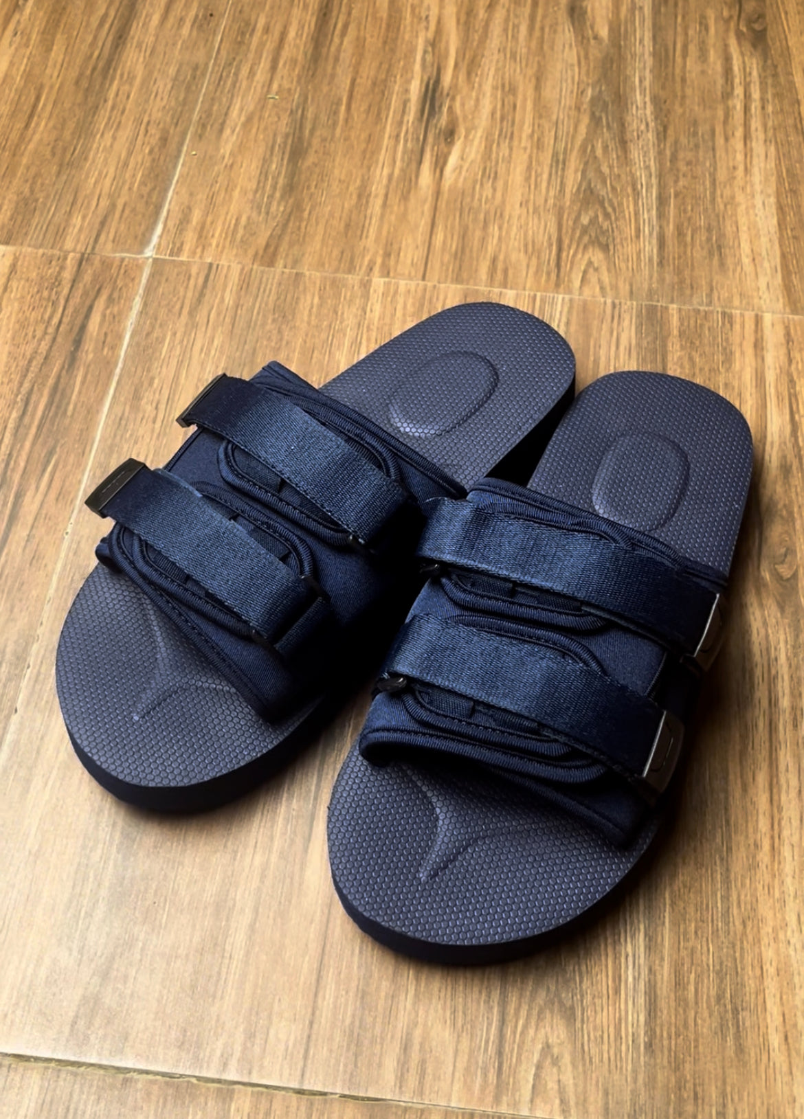 Premium tech slider