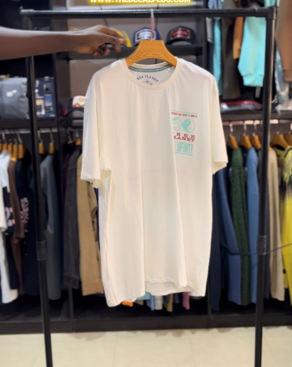Free planet tee