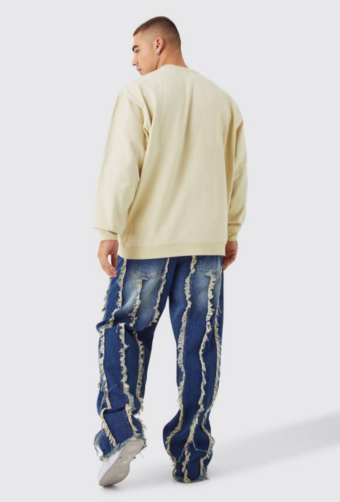 Boohoo baggy Rigid Frayed Edge Jeans - antique wash jean