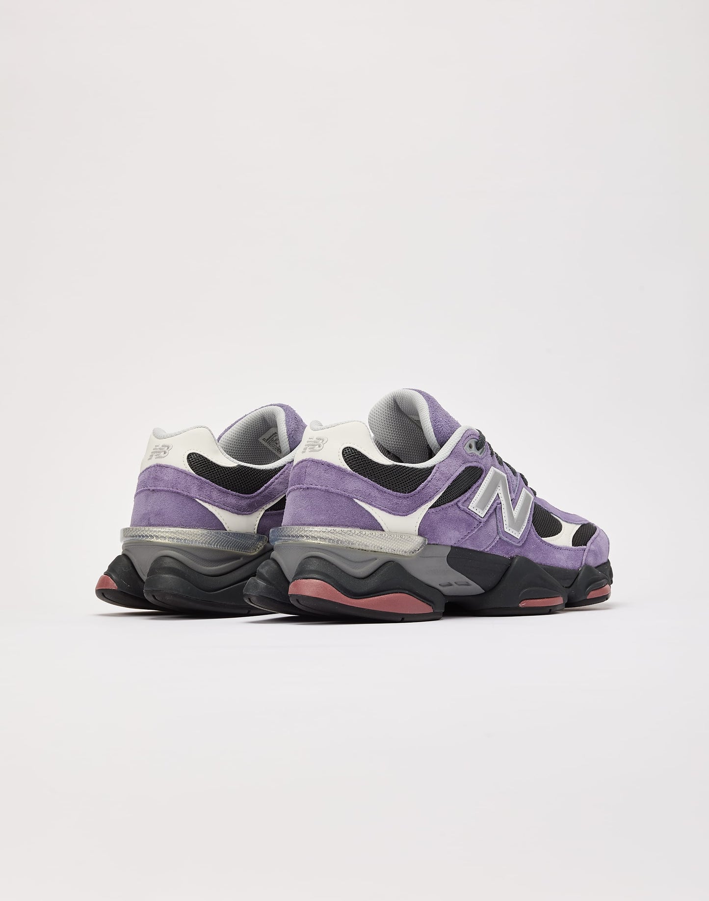 NB 9060 sneaker in purple