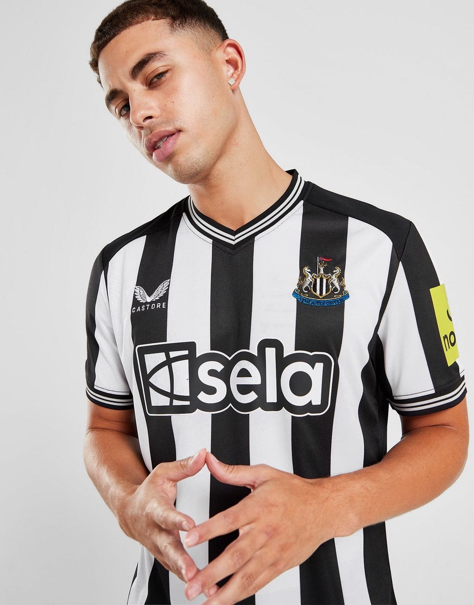 Castore Newcastle 23/24 jersey