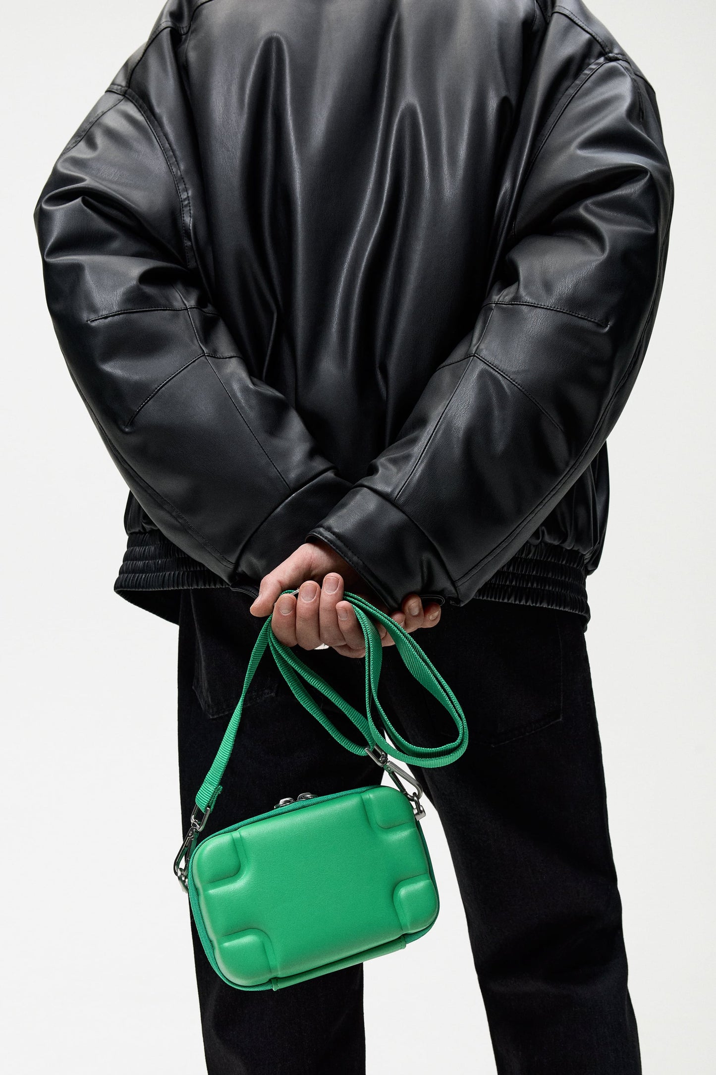 Zara RIGID MINAUDIÈRE CROSSBODY BAG