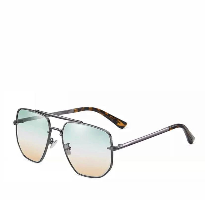 Gradient lens aviator frame glasses