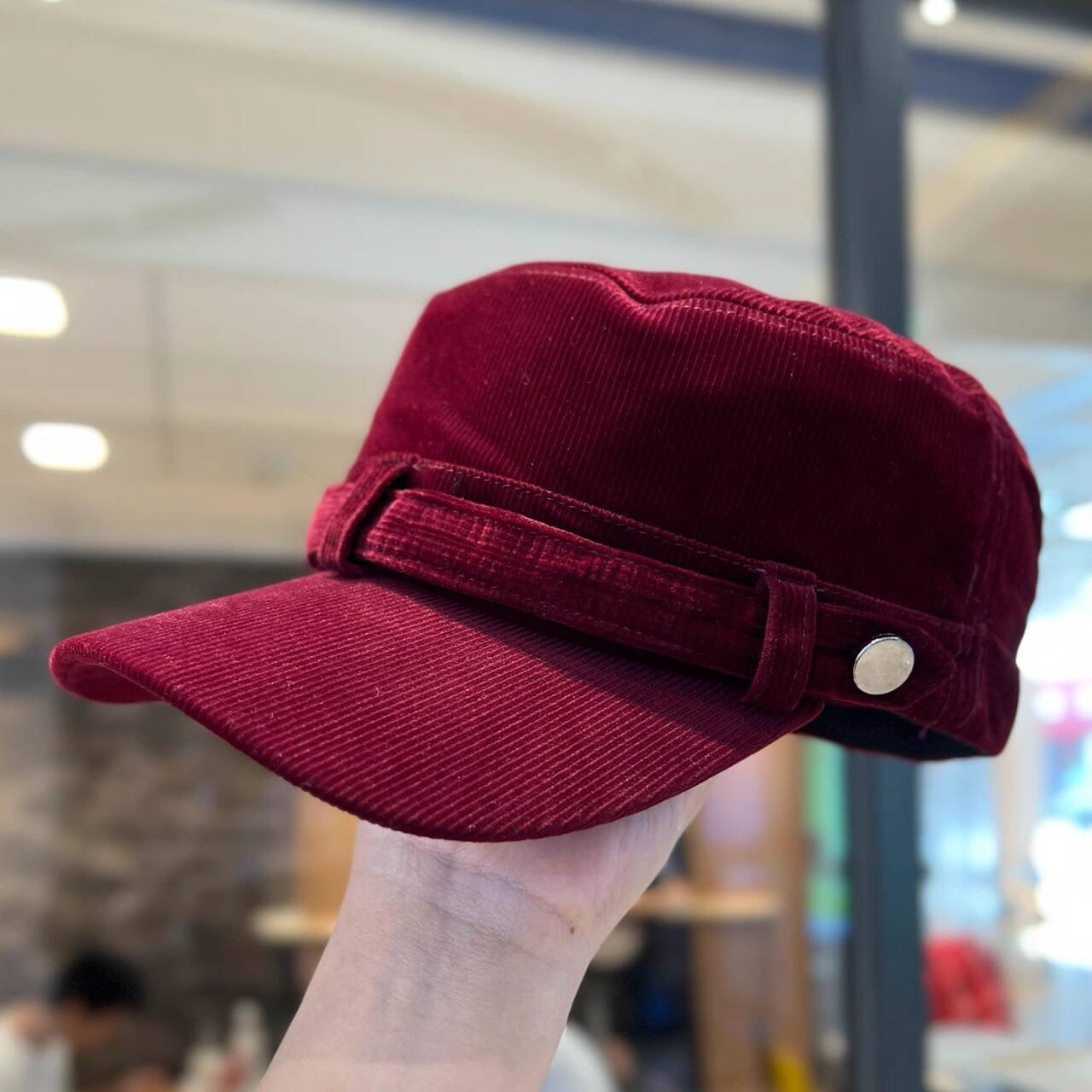 Retro newsboy corduroy hat