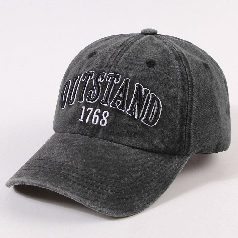 Outstand 1768 dad hat