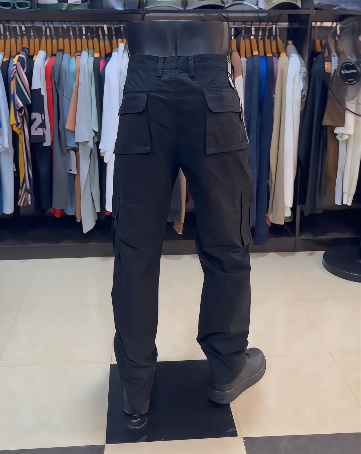 Polo cargo pants in black