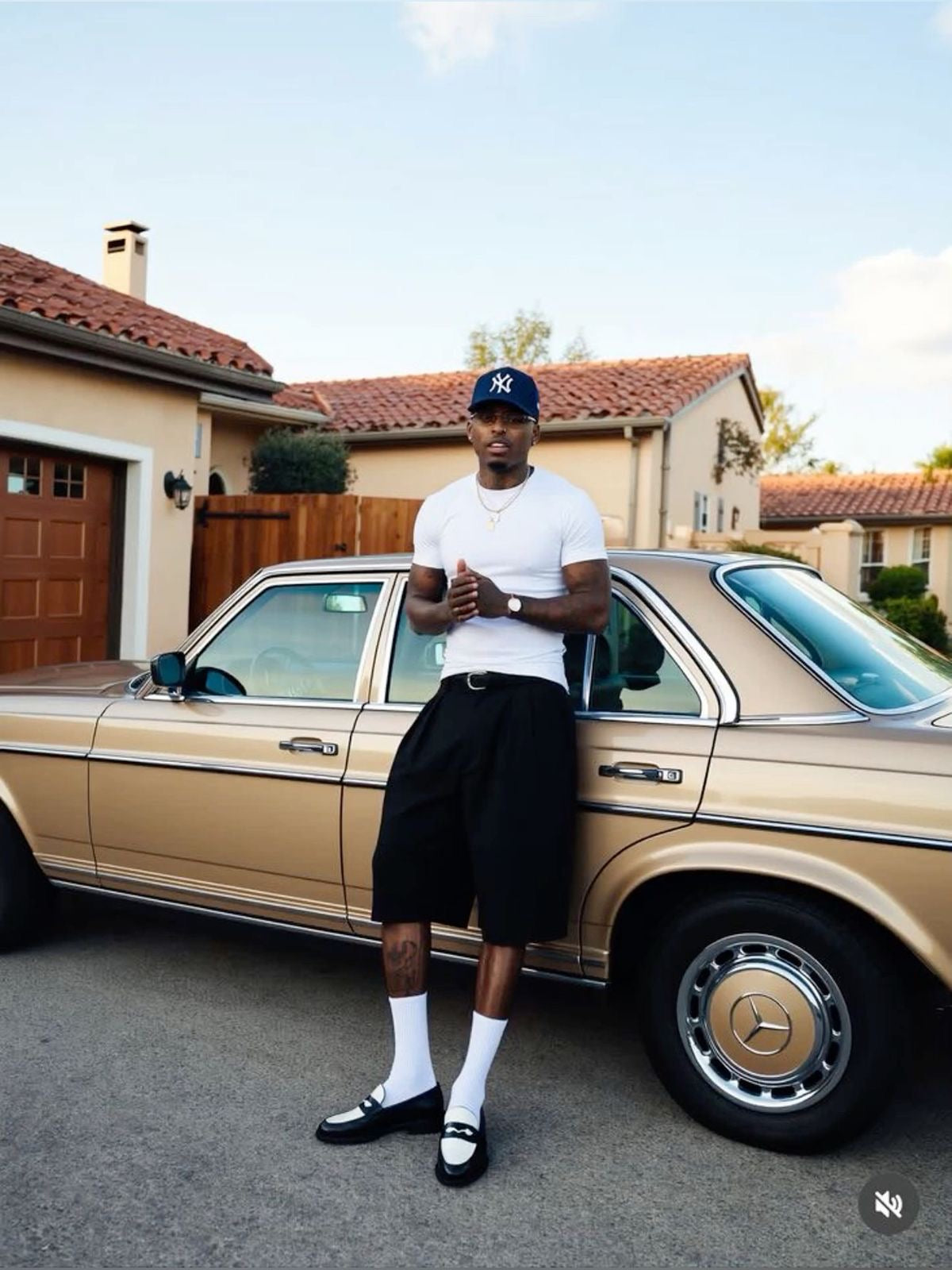 Basic muscle fit t shirt