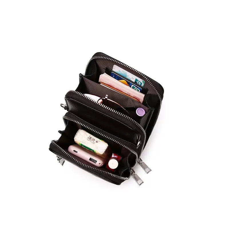 Leather side bag in black