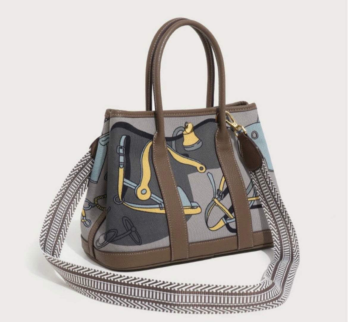 Leather lining graffiti bag