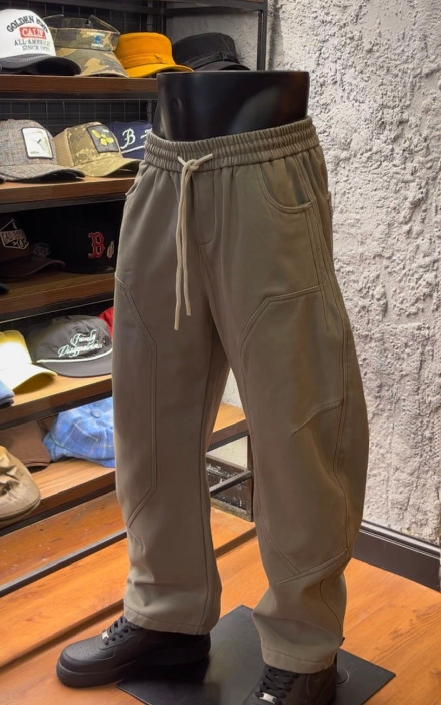 Heavy block design pants in carton