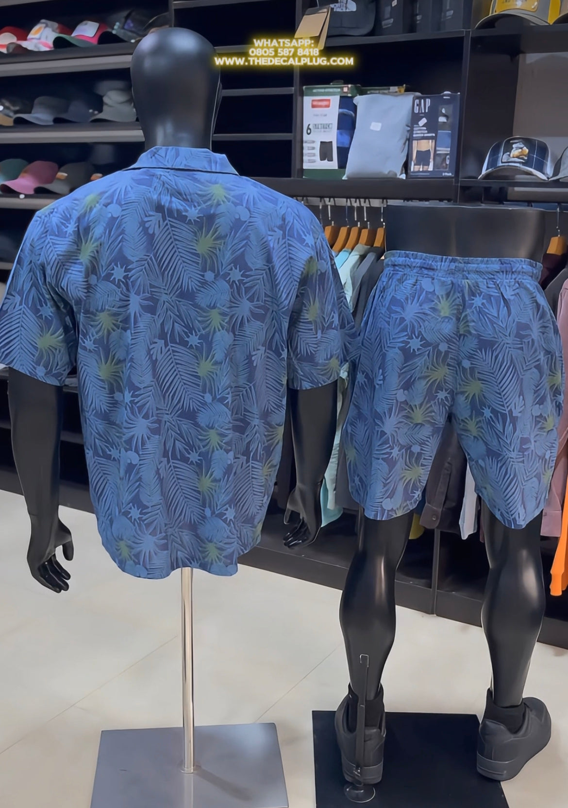 Floral revere beach set in blue