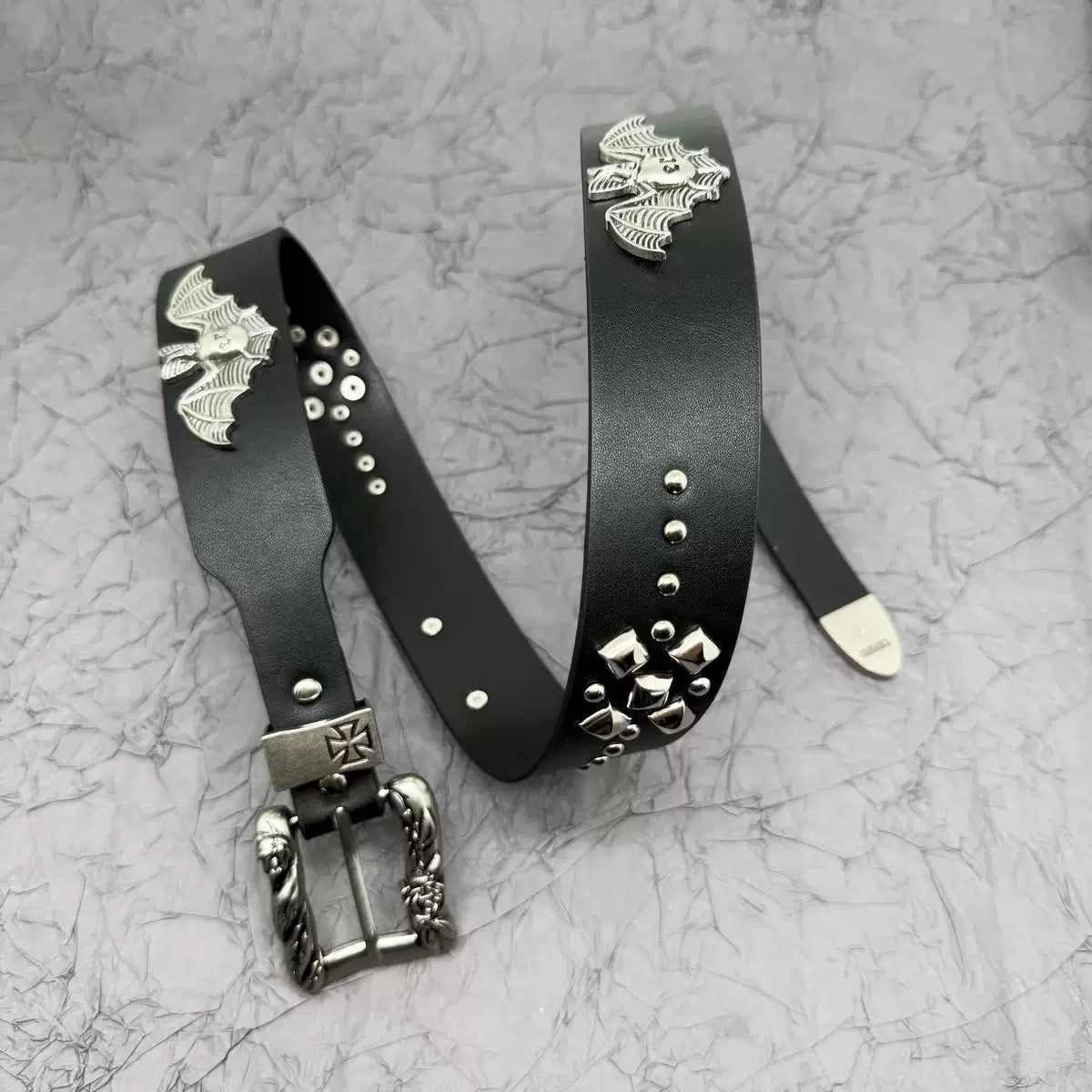 Stoned goth belt