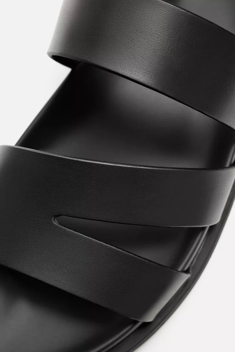 Zara Strappy sandal in black