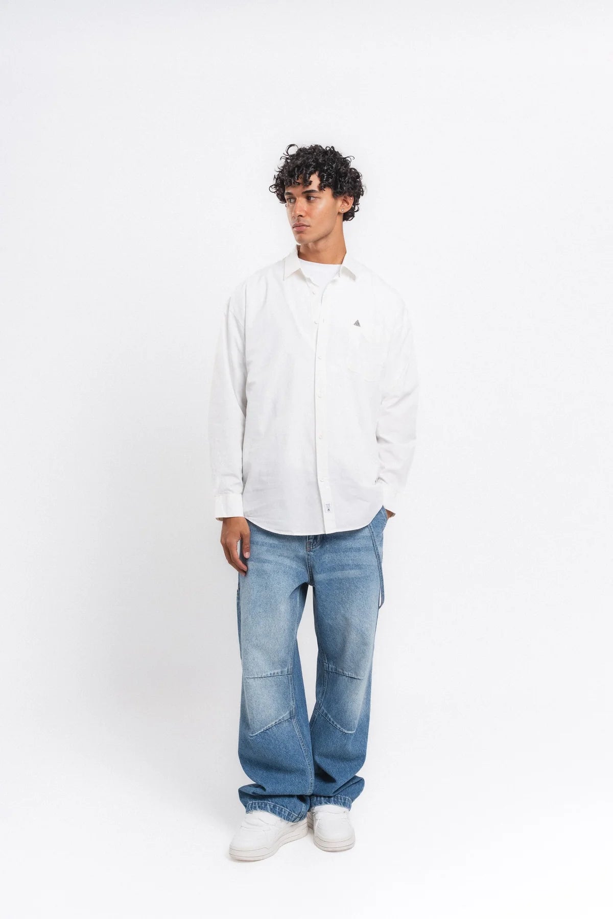 Retro club metal label shirt