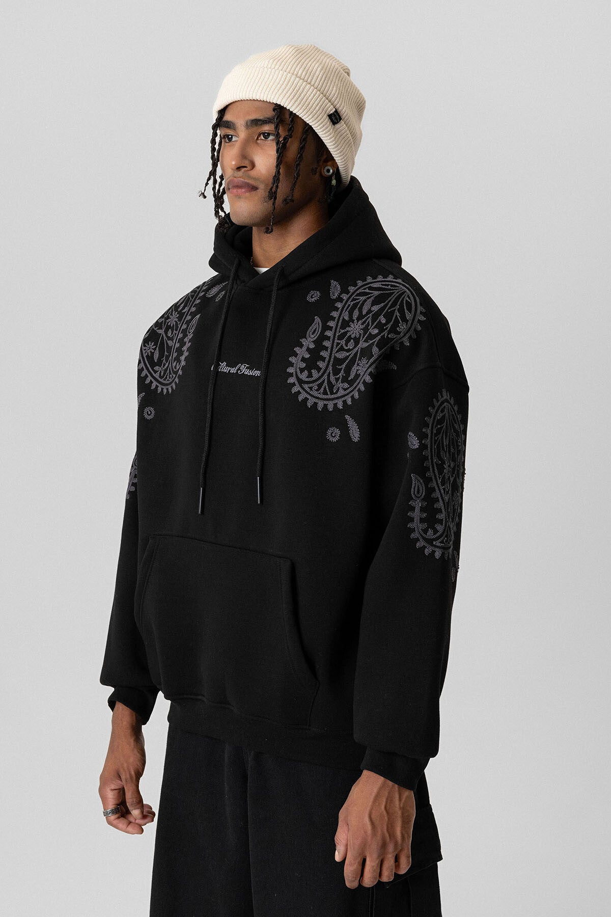 VAMOS PALSLEY PATTERNED OVERSIZE HOODIE BLACK