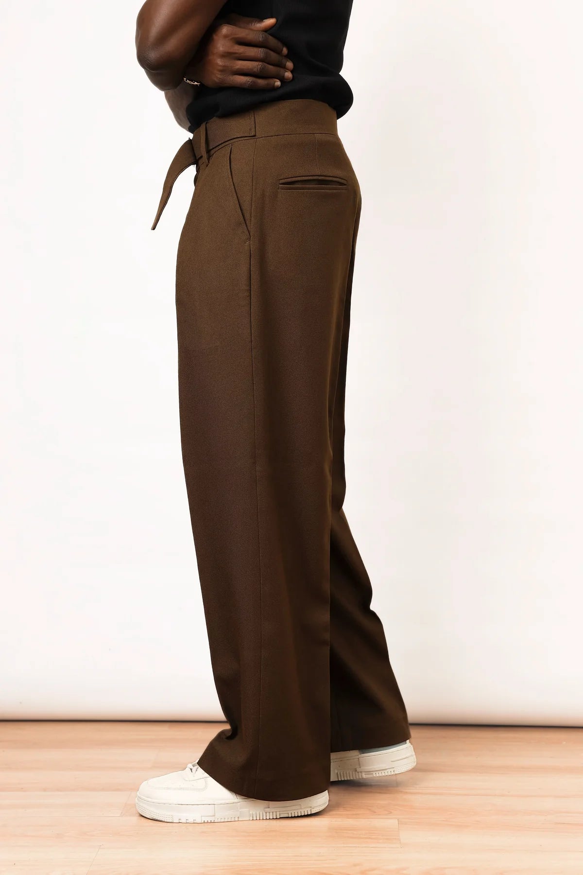 RECLAIMED OXFORD PLEATED TROUSER