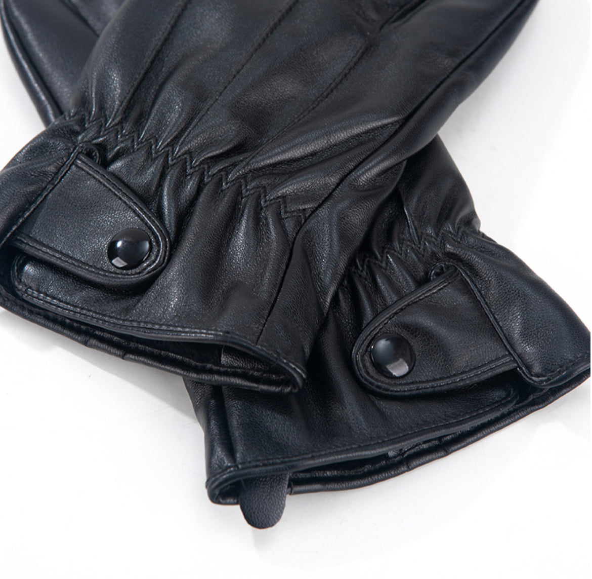 Plain leather glove
Size: Large