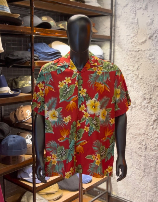 Alvish revere neck shirt
Forest red