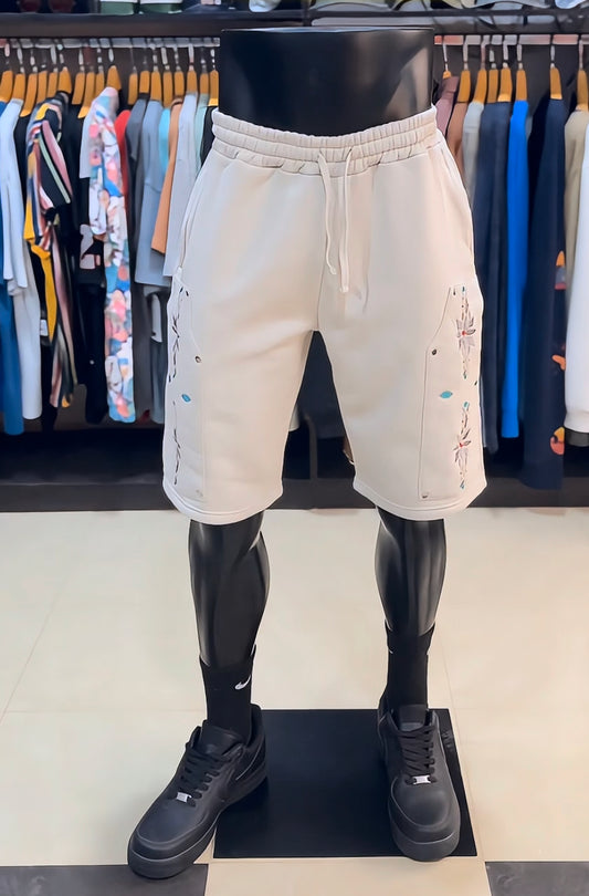 Boohoo floral embroidered short