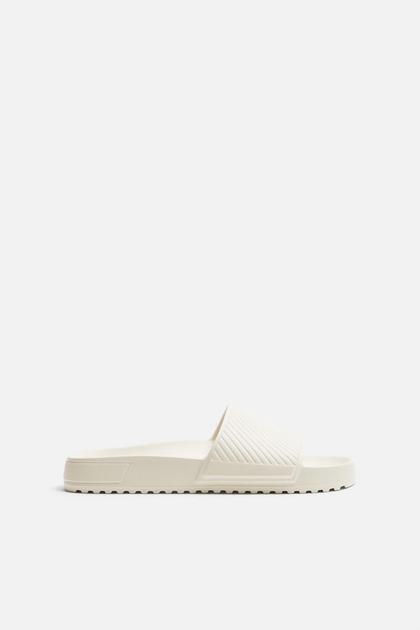 Zara textured slider in black